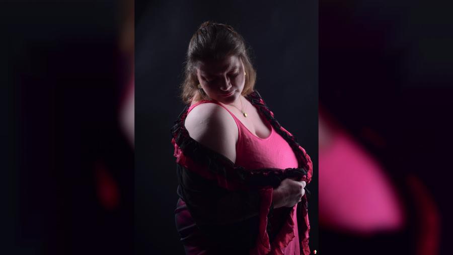 Wunderschöne Fotoshootings-Fotos im Fotostudio/März 2019......