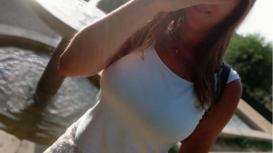 Weißer Block im Triunfo-Garten, Granada