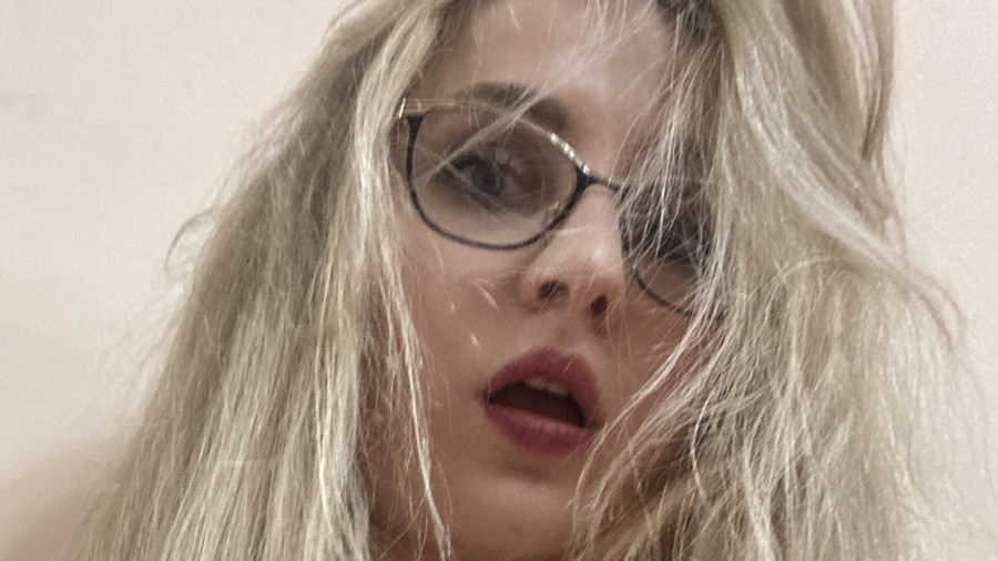 Nylons*****pe will dein S***ma