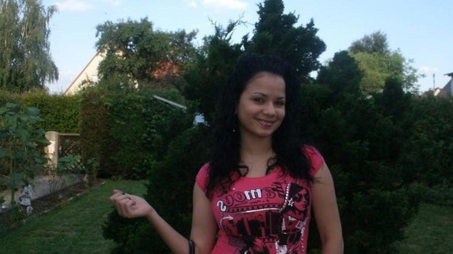 Einl****g zum Grillen