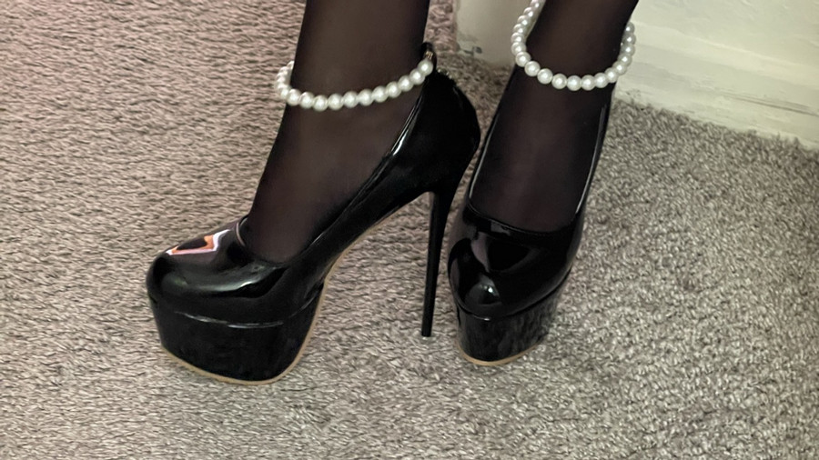 Neue HighHeels in Lack
