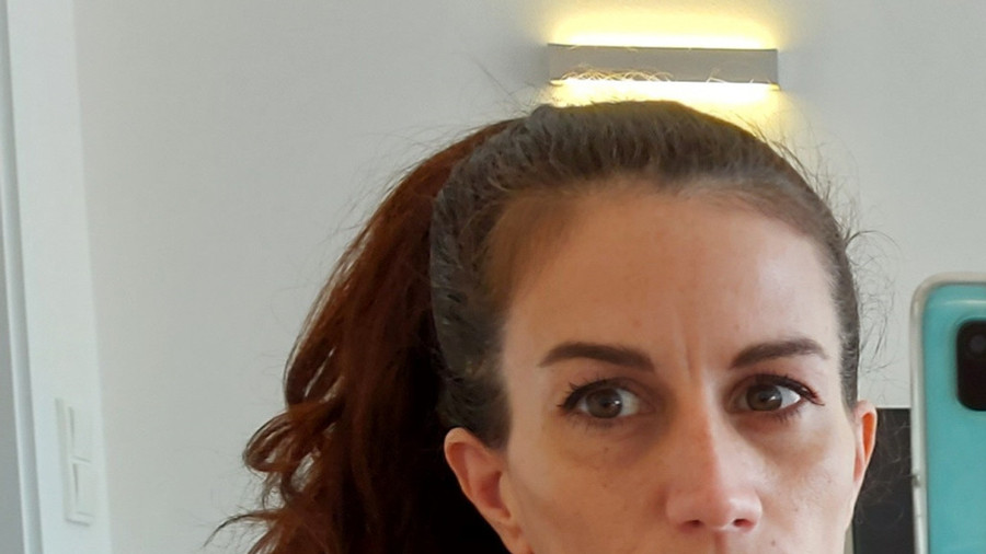 Come into my little bed