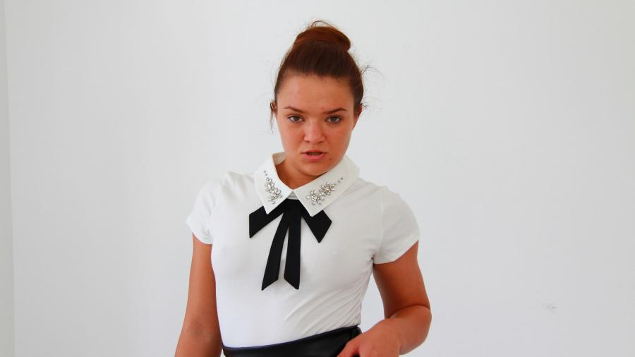 oh, wie geil... mein f****r verschwindet in meiner p***y.