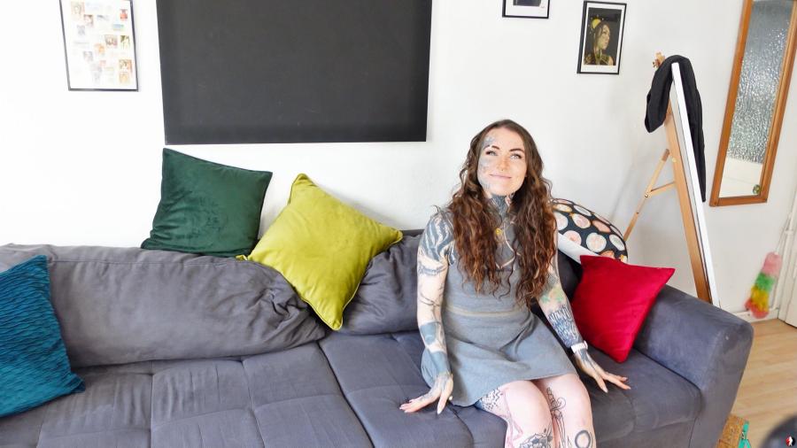 Tattoo Star BaleatheScarleg bei ihrem einzigen P**no Dreh